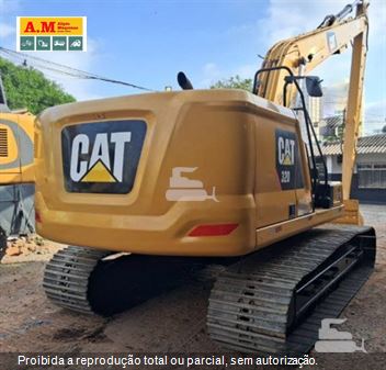 Escavadeira Caterpillar 320