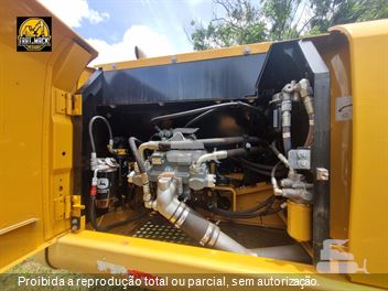Escavadeira John Deere 210GLC