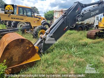 Escavadeira John Deere 210GLC