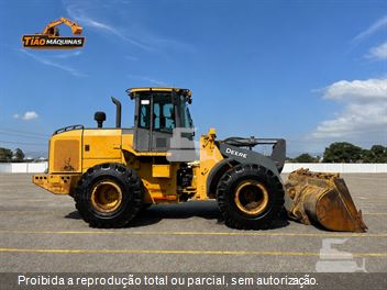 Pá Carregadeira John Deere 624K-II