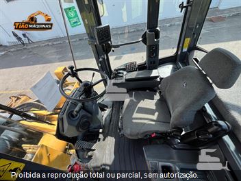 Pá Carregadeira John Deere 624K-II