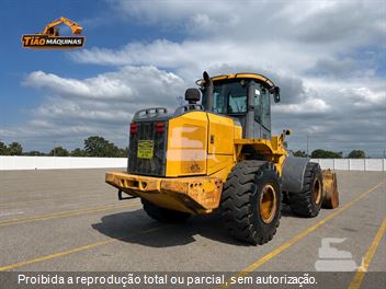Pá Carregadeira John Deere 624K-II