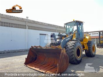 Pá Carregadeira John Deere 624K-II