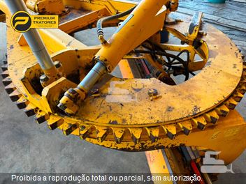 Motoniveladora New Holland RG170B