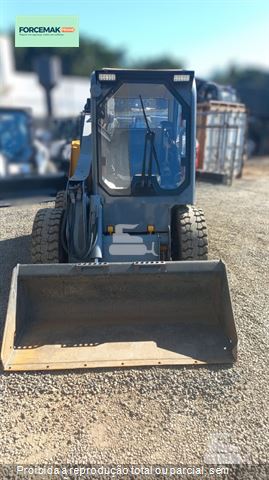 Mini-Carregadeira Volvo MC85C
