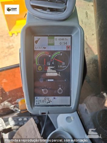 Escavadeira John Deere 210GLC