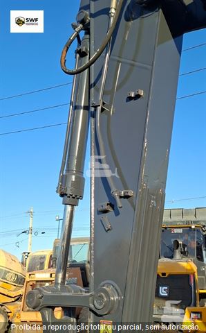 Escavadeira John Deere 210GLC