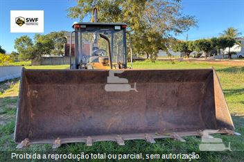 Retro Escavadeira New Holland LB90