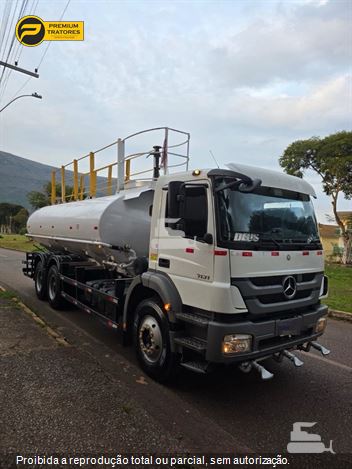 Caminhão Mercedes-Benz Axor 3131 6x4 2p (diesel)(E5)
