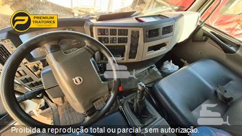 Caminhão Volvo VM 330 6x4 2p (Diesel) (E5)
