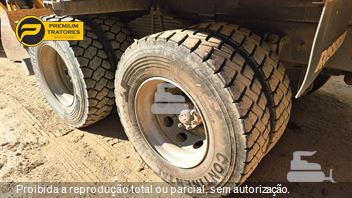 Caminhão Volvo VM 330 6x4 2p (Diesel) (E5)
