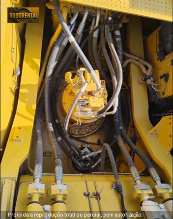Escavadeira Caterpillar 336