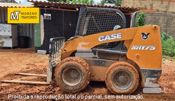 Mini-Carregadeira Case SR175