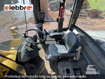 Pá Carregadeira John Deere 524K