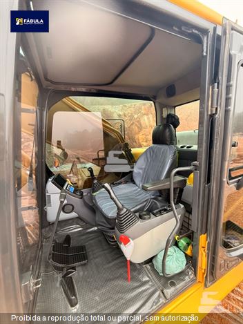 Escavadeira Komatsu PC350