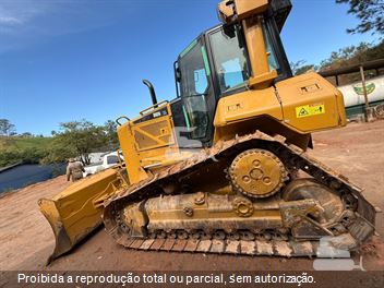 Trator de Esteira Caterpillar D6N