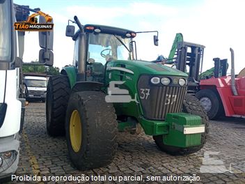 Trator Agrícola John Deere 7200J