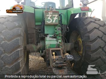 Trator Agrícola John Deere 7200J