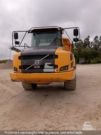 Caminhão Volvo A30