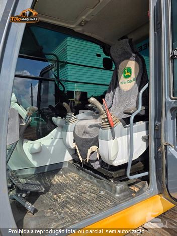 Escavadeira John Deere 130G