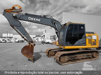 Escavadeira John Deere 130G