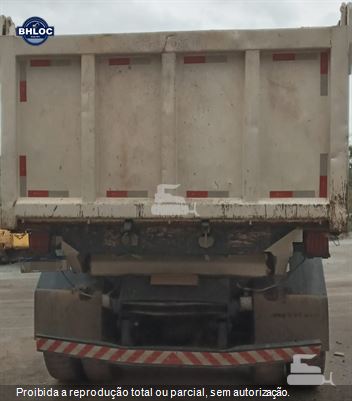 Caminhão Volkswagen 31-320 E Constellation 6x4 3-Eixos 2p (Diesel)