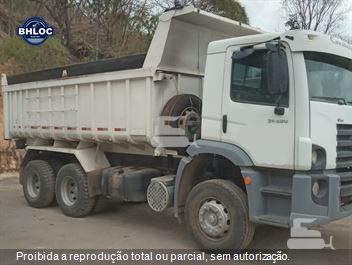 Caminhão Volkswagen 31-320 E Constellation 6x4 3-Eixos 2p (Diesel)