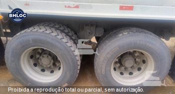 Caminhão Volkswagen 30-320 Constellation 8x2 2p (diesel)(E6)
