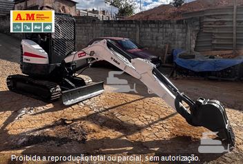 Mini-Escavadeira Bobcat E26