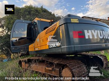 Escavadeira Hyundai R225L VS