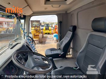 Caminhão Volkswagen 26-280 E Constellation 6x4 2p (diesel)(E5)
