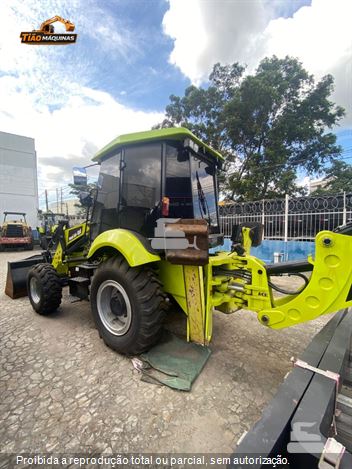 Retro Escavadeira Ace Phantom 4x4
