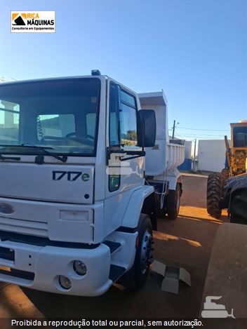 Caminhão Ford CARGO 1717/ 1717 E Turbo 2p (diesel)