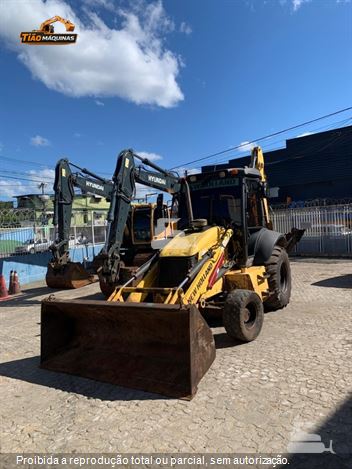 Retro Escavadeira New Holland B110B