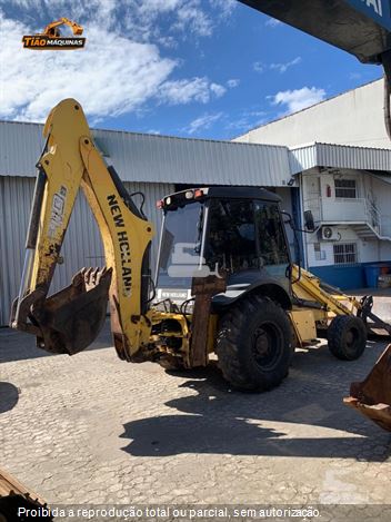 Retro Escavadeira New Holland B110B