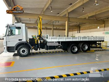 Caminhão Mercedes-Benz Atego 2426 6x2 2p (Diesel) (E5)
