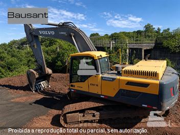 Escavadeira Volvo EC250DL