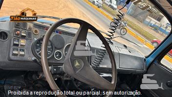 Caminhão Mercedes-Benz 1113 2-Eixos 2p (diesel)