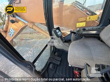 Escavadeira Case CX220B