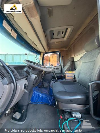 Caminhão Volkswagen 24-280 E Constellation 8x2 2p (Diesel)(E5)