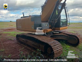 Escavadeira Case CX220C