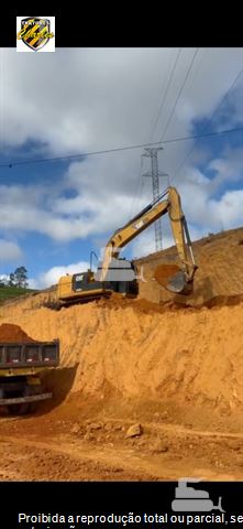 Escavadeira Caterpillar 312D2L