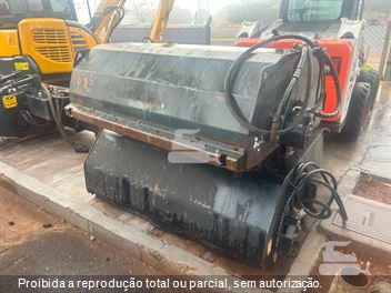 Mini-Carregadeira Bobcat S550