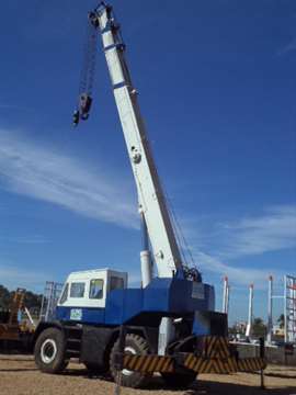 Guindaste Tadano TR-350XL