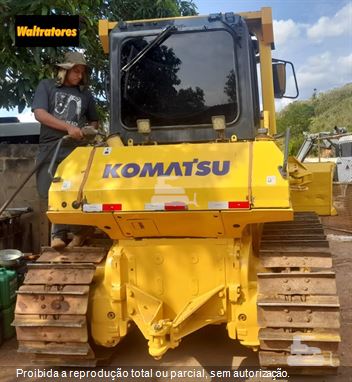 Trator de Esteira Komatsu D61-EX