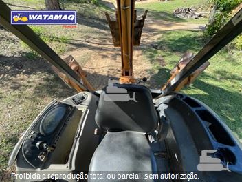 Retro Escavadeira Case 580M