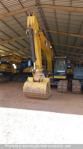 Escavadeira Caterpillar 323D2L