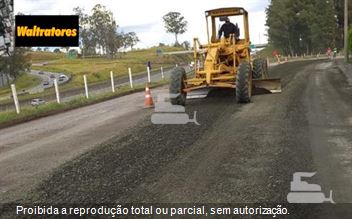 Motoniveladora Caterpillar 120B