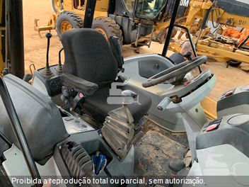 Retro Escavadeira Caterpillar 416E