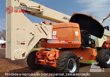 Plataforma Aérea (Elevatória) JLG 800 A